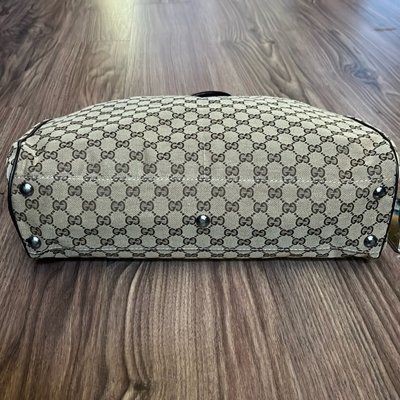 A156 - 💯 % authentic Gucci tote bag - Picture 12 of 16